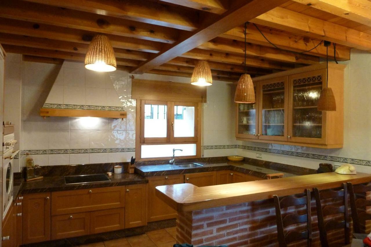 Bernuy de Porreros La Casa De Bernuy 게스트하우스 외부 사진
